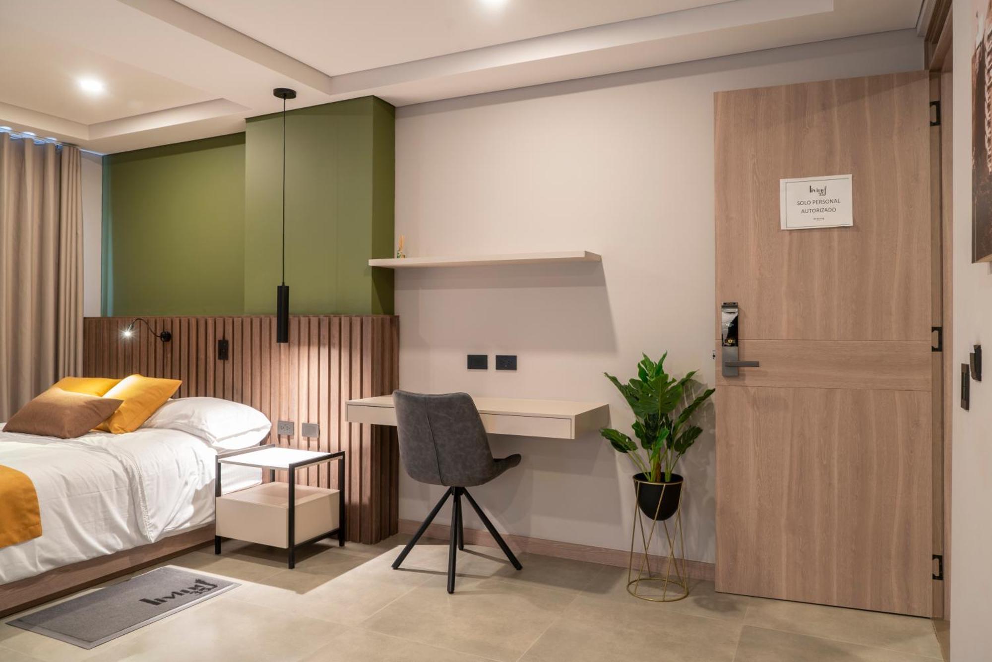Hotel Living 35 Suites Medellin Ngoại thất bức ảnh