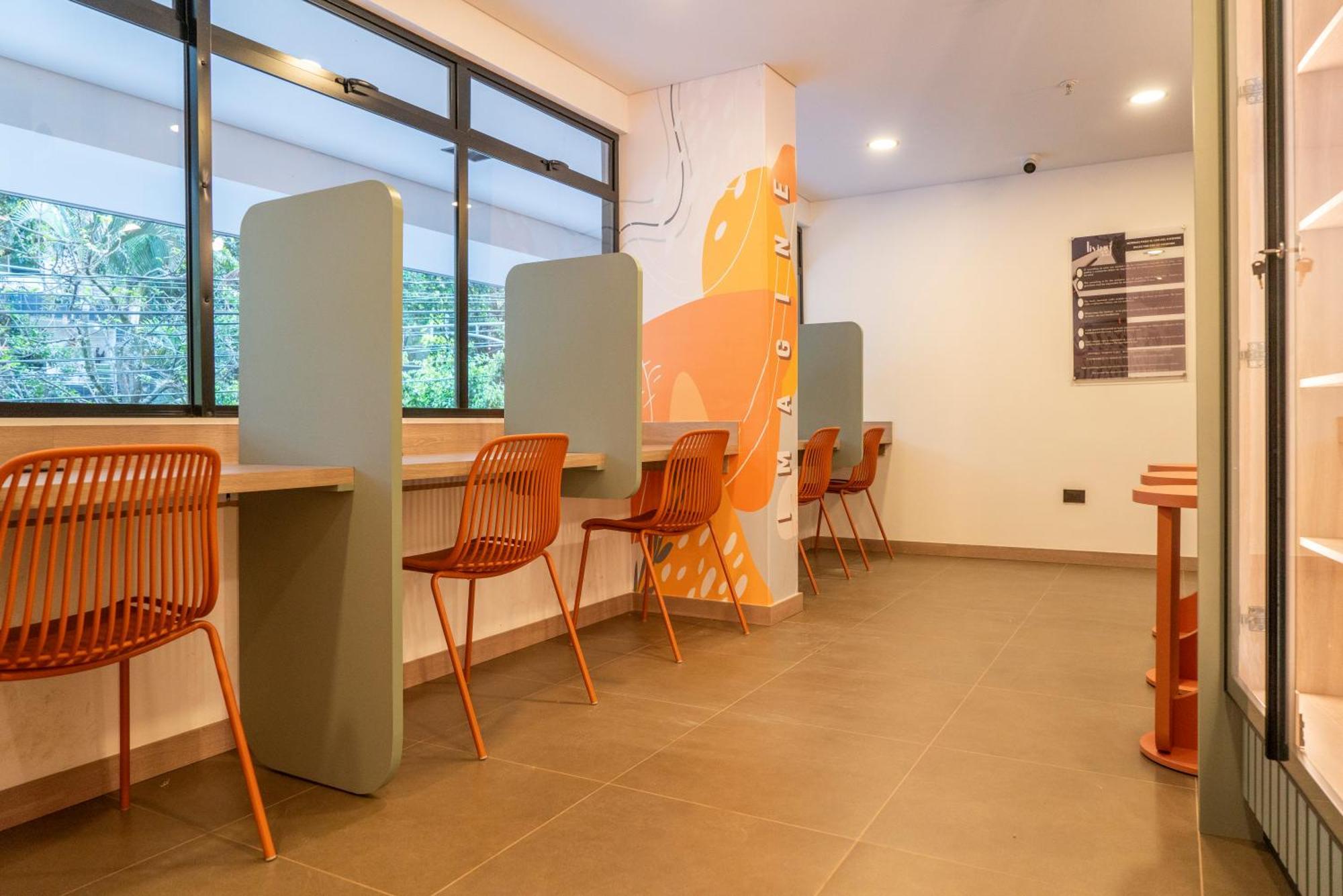 Hotel Living 35 Suites Medellin Ngoại thất bức ảnh