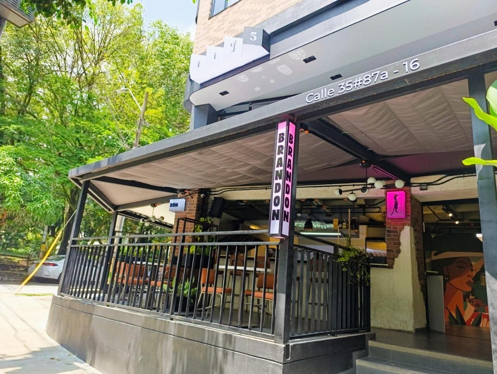 Hotel Living 35 Suites Medellin Ngoại thất bức ảnh