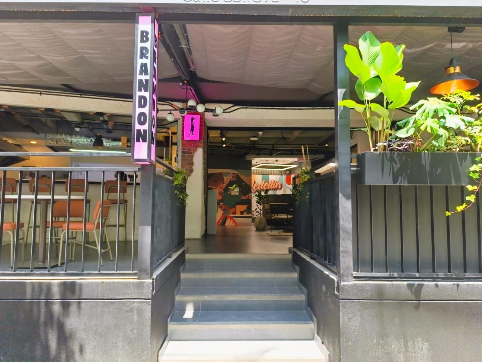 Hotel Living 35 Suites Medellin Ngoại thất bức ảnh